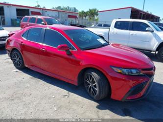 TOYOTA CAMRY SE