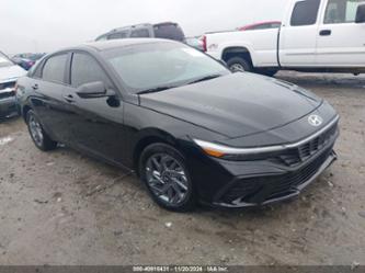 HYUNDAI ELANTRA BLUE