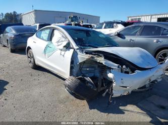 TESLA MODEL 3 LONG RANGE DUAL MOTOR ALL-WHEEL DRIVE