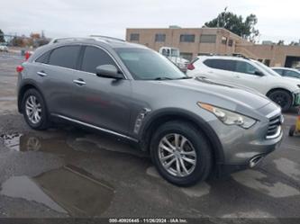 INFINITI FX35