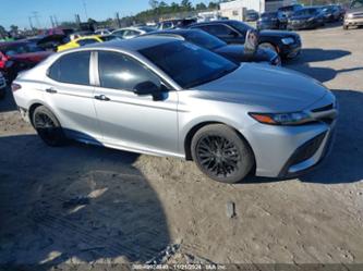 TOYOTA CAMRY SE NIGHTSHADE EDITION