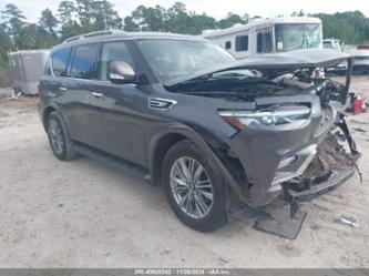 INFINITI QX80 LUXE AWD