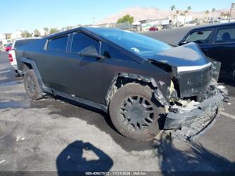 TESLA CYBERTRUCK ALL-WHEEL DRIVE