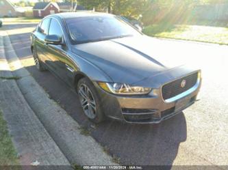 JAGUAR XE 35T PREMIUM