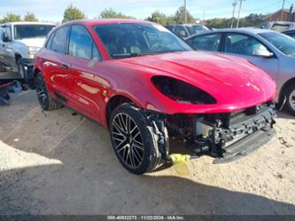 PORSCHE MACAN T