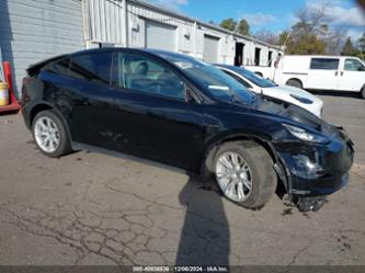 TESLA MODEL Y LONG RANGE DUAL MOTOR ALL-WHEEL DRIVE