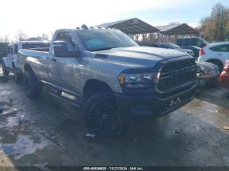 RAM 2500 TRADESMAN 4X4 8 BOX