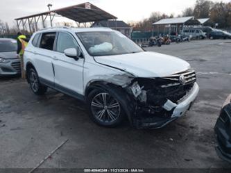 VOLKSWAGEN TIGUAN 2.0T SE/2.0T SEL