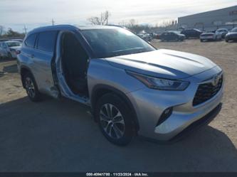 TOYOTA HIGHLANDER XLE