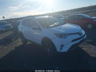 TOYOTA RAV4 ADVENTURE/XLE