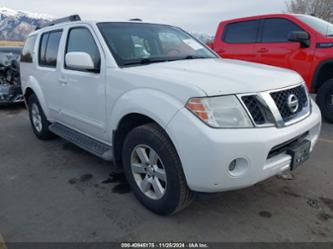 NISSAN PATHFINDER SV