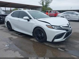 TOYOTA CAMRY HYBRID XSE HYBRID