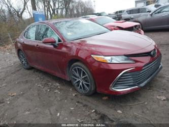 TOYOTA CAMRY XLE AWD