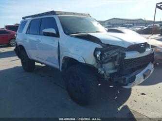 TOYOTA 4RUNNER SR5