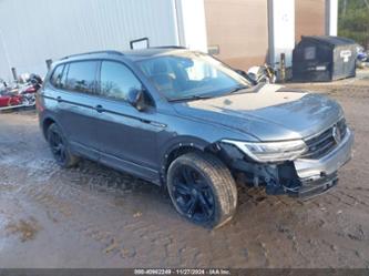 VOLKSWAGEN TIGUAN 2.0T SE R-LINE BLACK