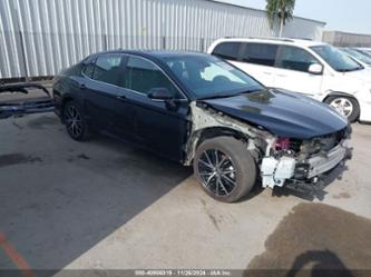 TOYOTA CAMRY HYBRID SE