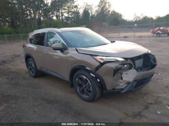 NISSAN ROGUE SV FWD