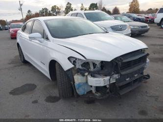 FORD FUSION HYBRID TITANIUM