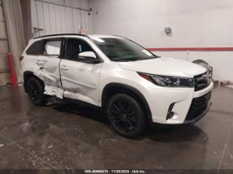 TOYOTA HIGHLANDER SE