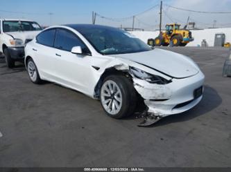 TESLA MODEL 3 LONG RANGE DUAL MOTOR ALL-WHEEL DRIVE