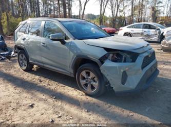 TOYOTA RAV4 HYBRID XLE