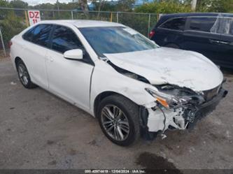 TOYOTA CAMRY SE