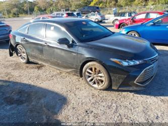 TOYOTA AVALON XLE HYBRID