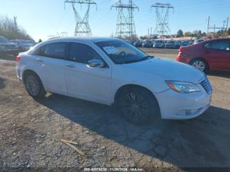 CHRYSLER 200 LIMITED