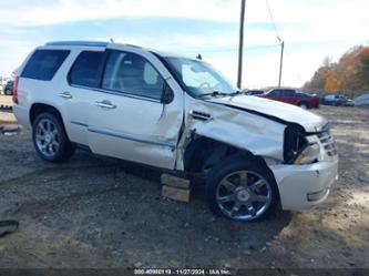 CADILLAC ESCALADE PREMIUM