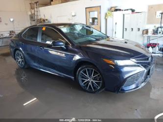 TOYOTA CAMRY SE AWD