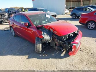 MAZDA 3 TOURING