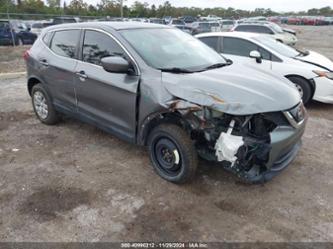 NISSAN ROGUE SPORT S