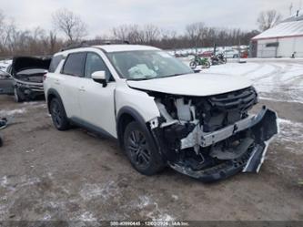 NISSAN PATHFINDER SV 4WD