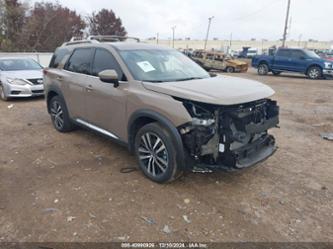 NISSAN PATHFINDER PLATINUM 4WD