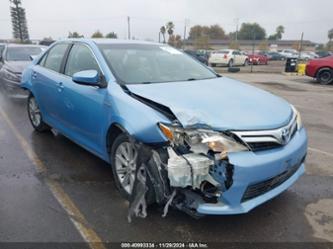 TOYOTA CAMRY HYBRID XLE