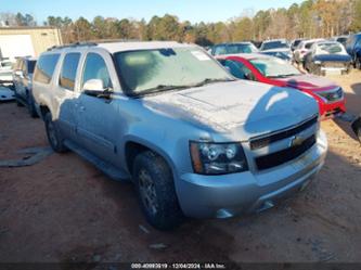 CHEVROLET SUBURBAN LT