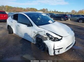 TESLA MODEL Y LONG RANGE DUAL MOTOR ALL-WHEEL DRIVE