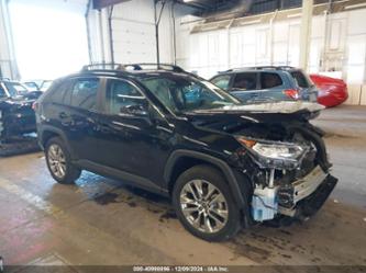 TOYOTA RAV4 XLE PREMIUM