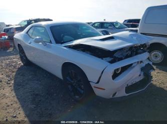 DODGE CHALLENGER SXT AWD