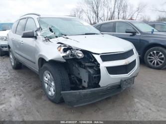 CHEVROLET TRAVERSE LS