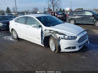 FORD FUSION HYBRID SE