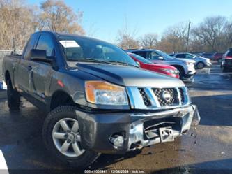 NISSAN TITAN SE