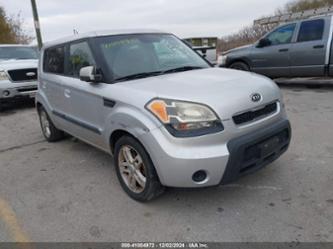 KIA SOUL +