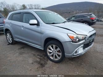 MITSUBISHI OUTLANDER SPORT SE