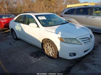 TOYOTA CAMRY XLE