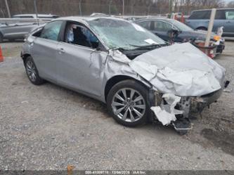 TOYOTA CAMRY HYBRID XLE