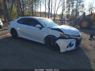 TOYOTA CAMRY HYBRID XSE HYBRID