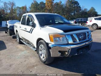 NISSAN TITAN SV