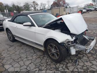 FORD MUSTANG V6 PREMIUM