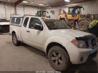 NISSAN FRONTIER PRO-4X/SV